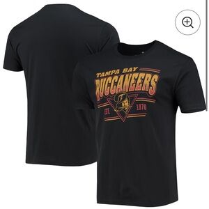 Junk Food Clothing Black Tampa Bay Buccaneers Crewneck Graphic Tee Small